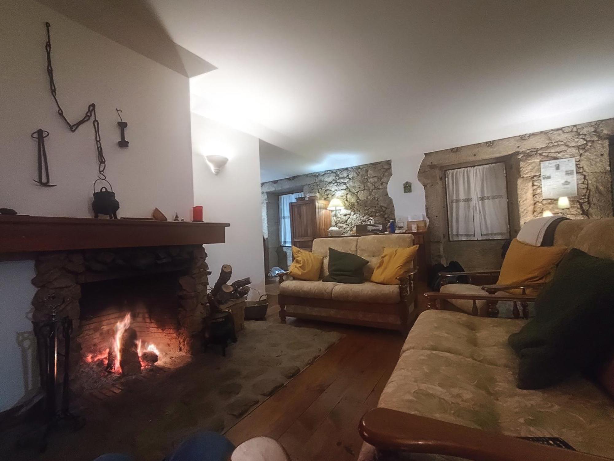 הוילה Pero Viseu Casa Na Aldeia - Entre Fundao E Covilha מראה חיצוני תמונה